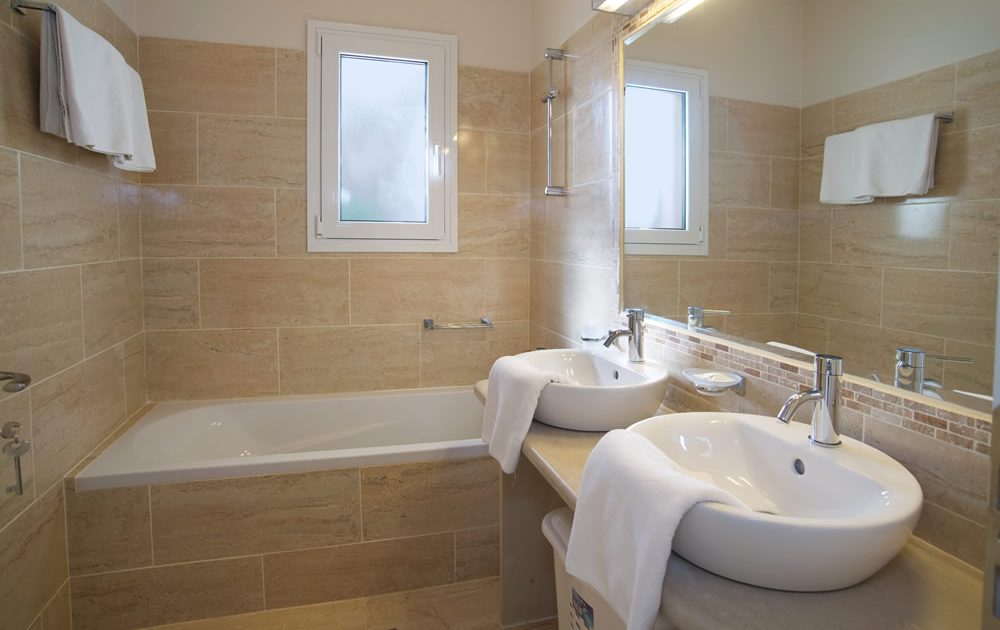 Asteri bathroom