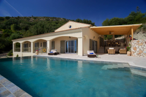 Asteri from pool